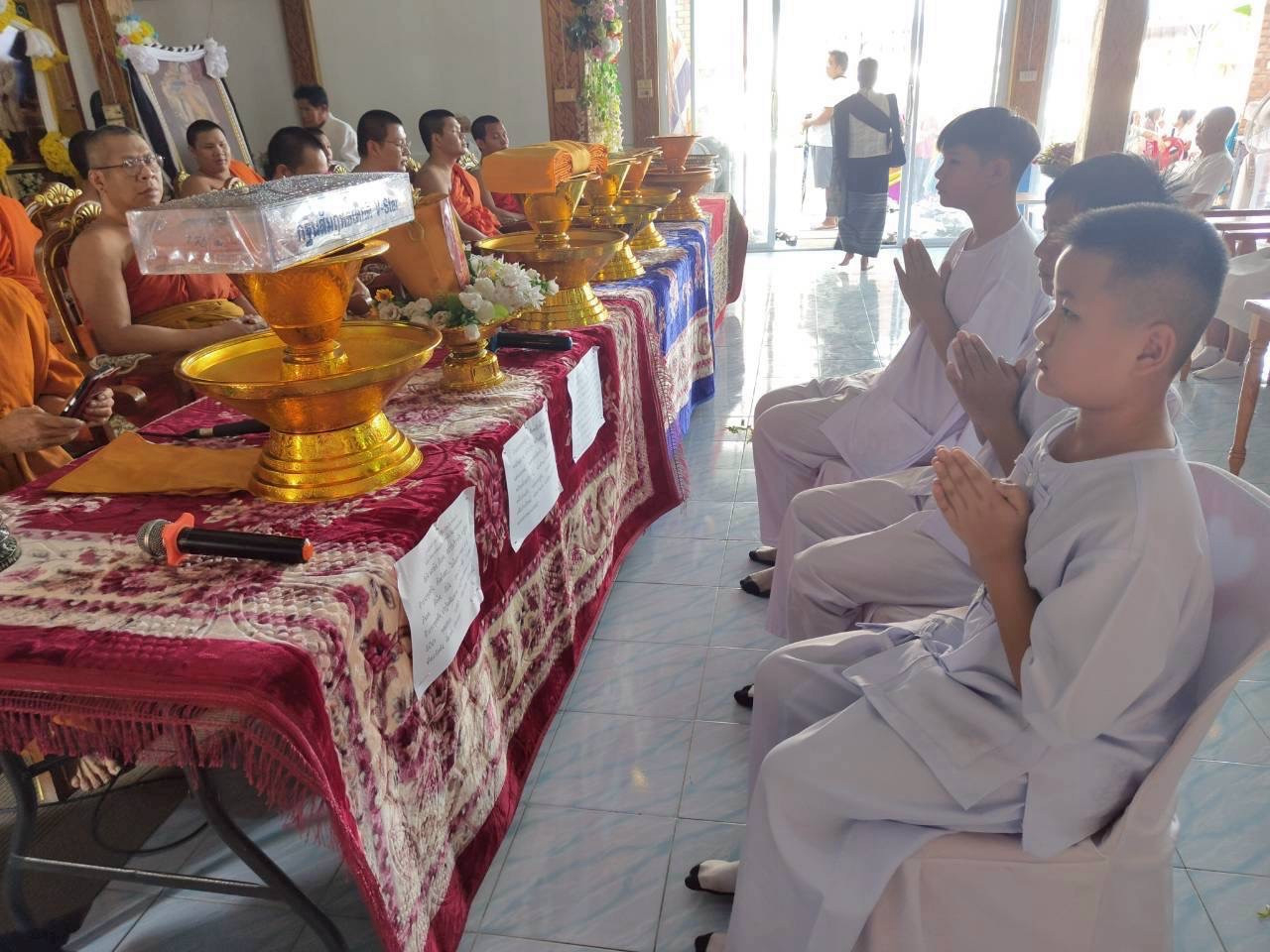 ภาพร่วมพิธีกรรมวัดห้วยกาน