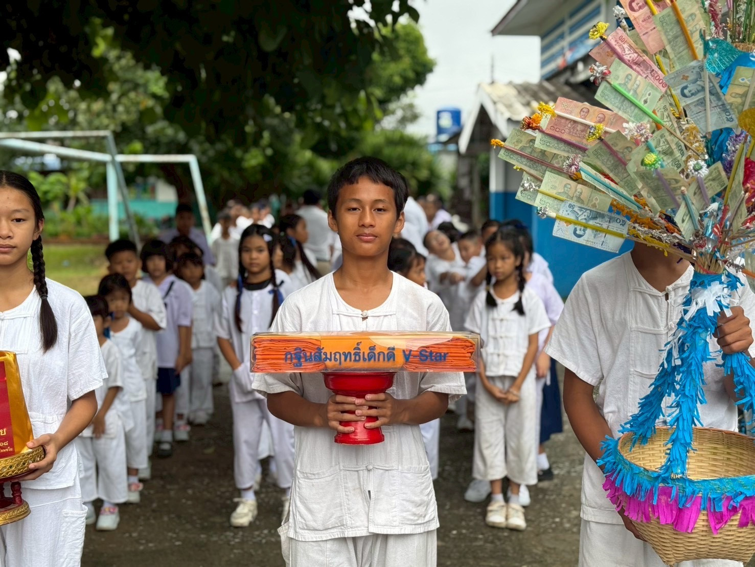 ภาพร่วมขบวนกฐินวัดปทุมสราราม