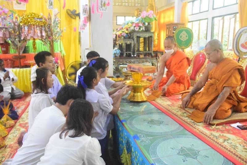 ภาพร่วมพิธีกรรมวัดท่าปลา