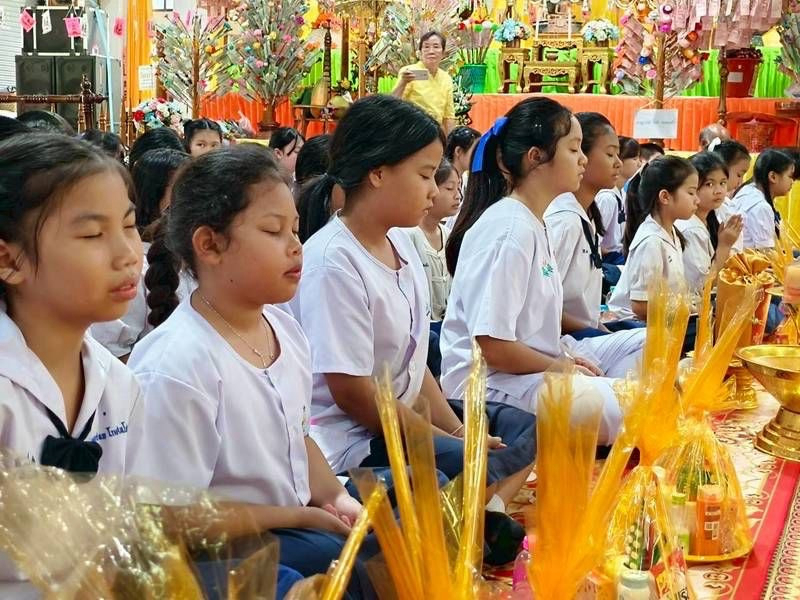 ภาพร่วมพิธีกรรมวัดท่าปลา