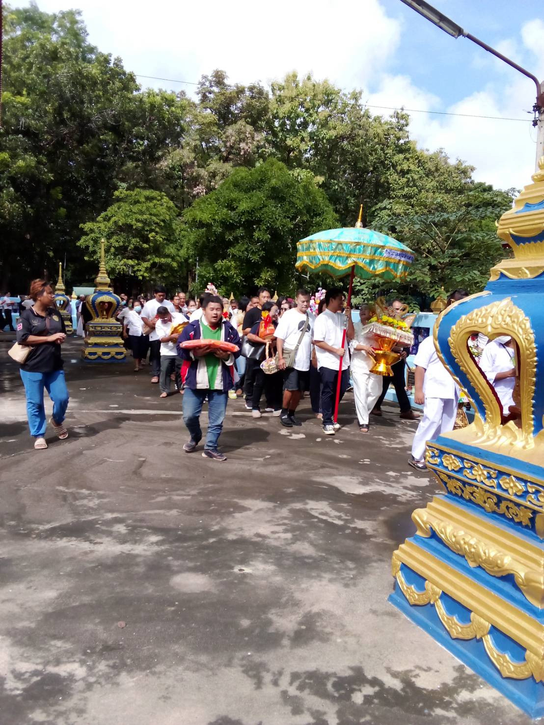 ภาพร่วมพิธีกรรมวัดหนองพลับ