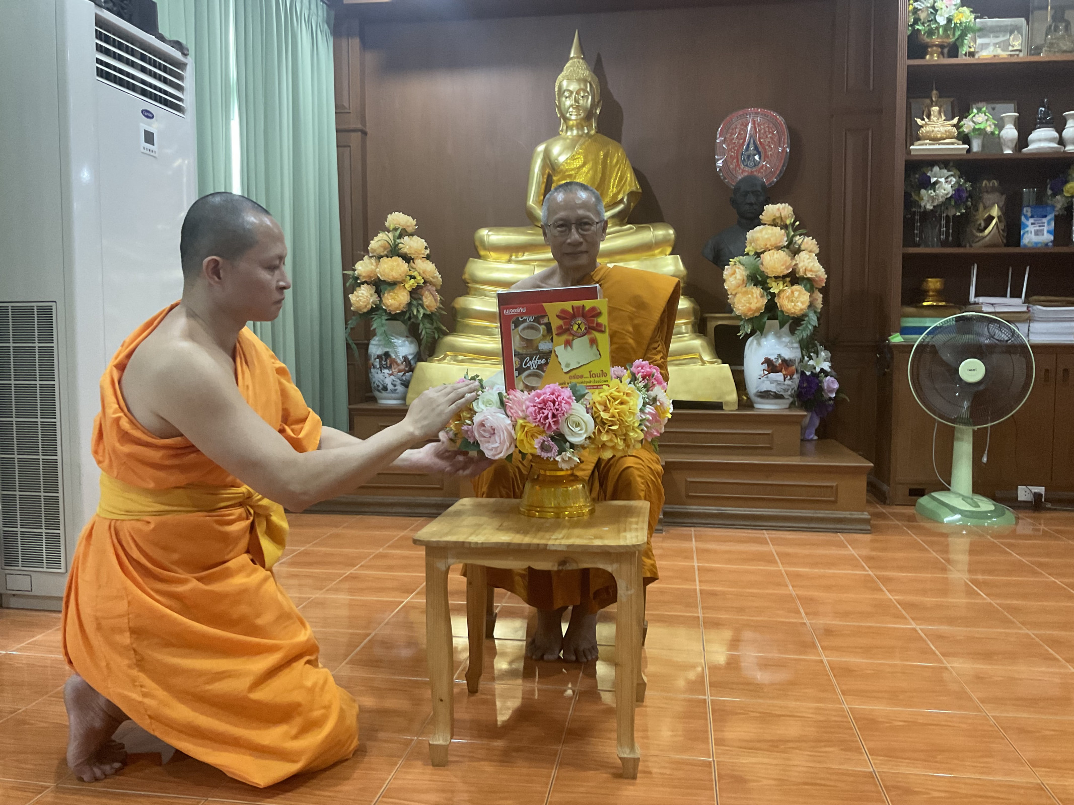 ภาพกล่าวคำถวายกฐินวัดเทพนิมิตร