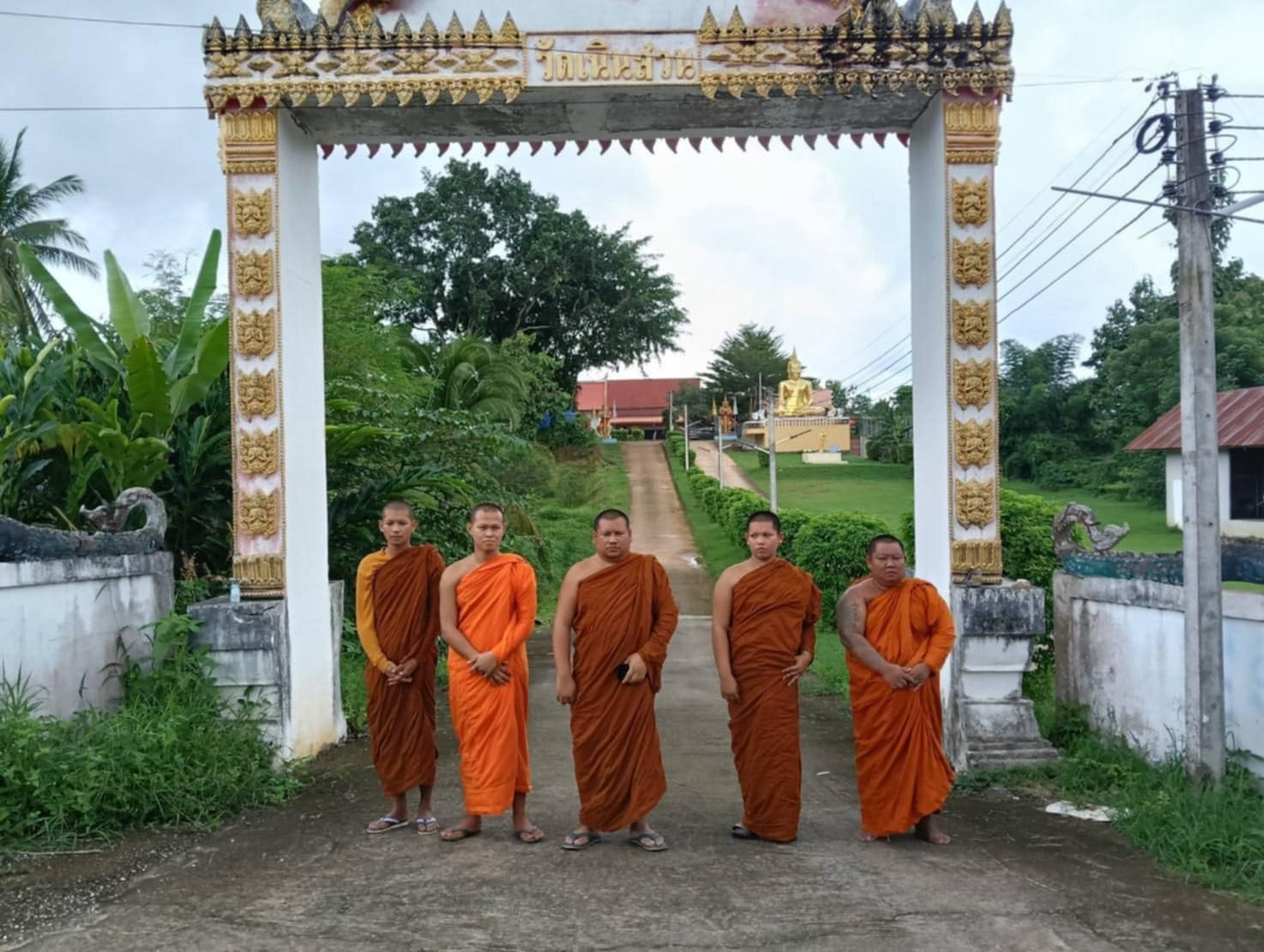 วัดเนินสวน