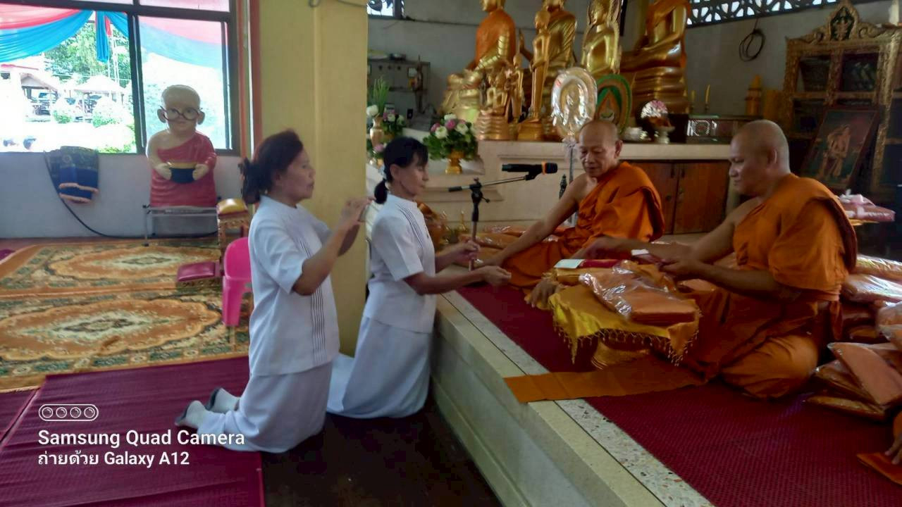 ภาพร่วมพิธีกรรมวัดหมอนนาง