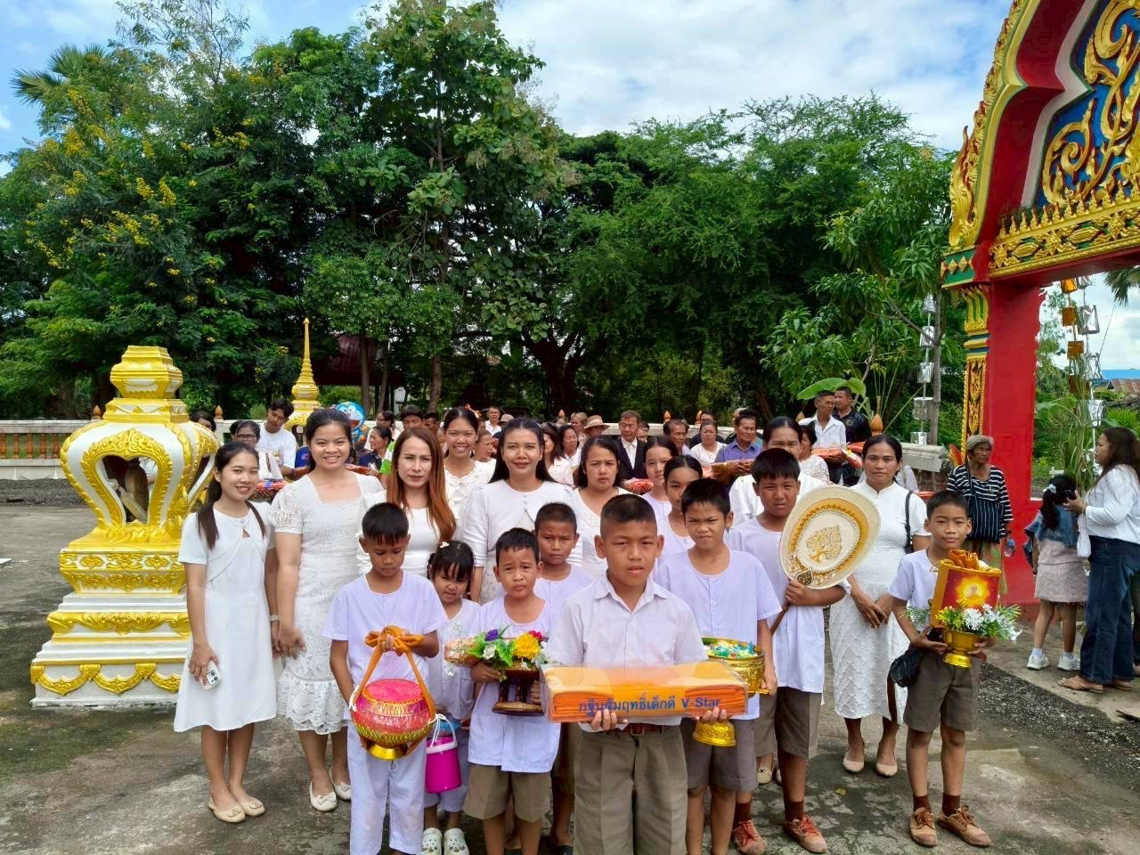 ภาพร่วมขบวนกฐินวัดสายลำโพงกลาง