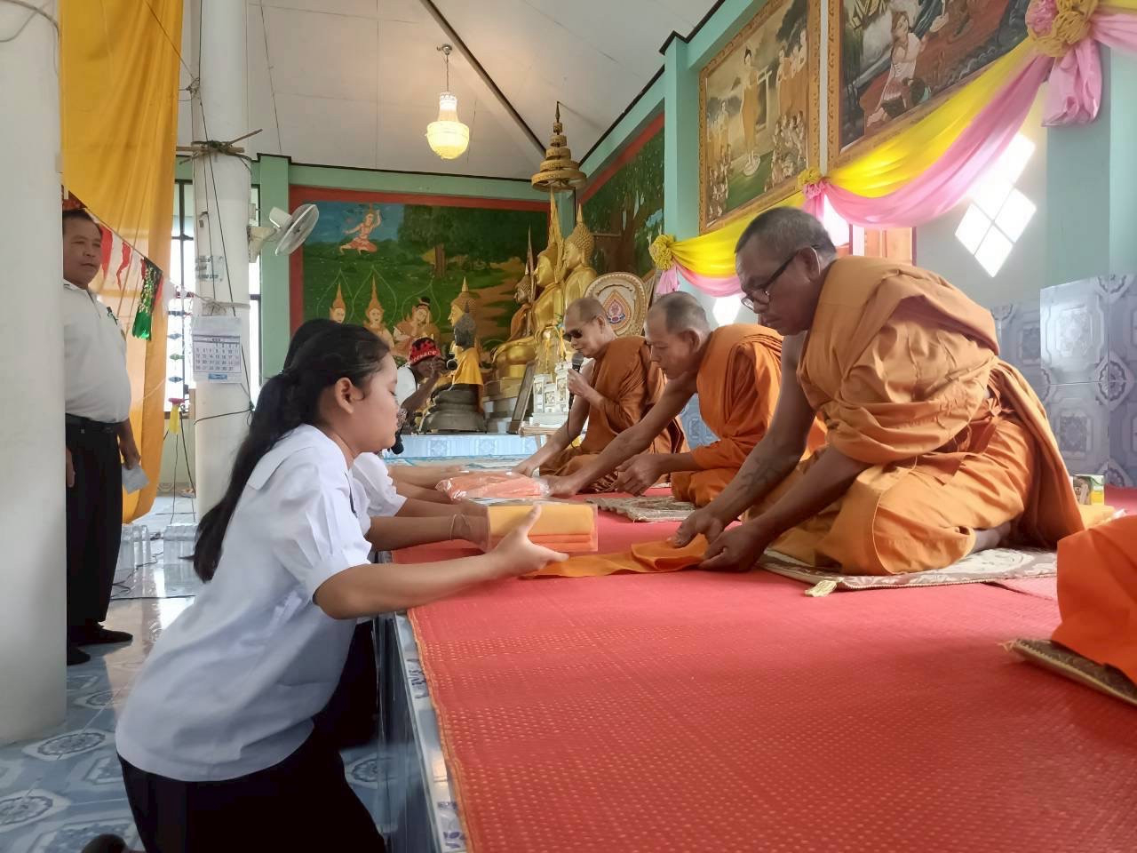 ภาพร่วมพิธีกรรมวัดบึงทับจั่น