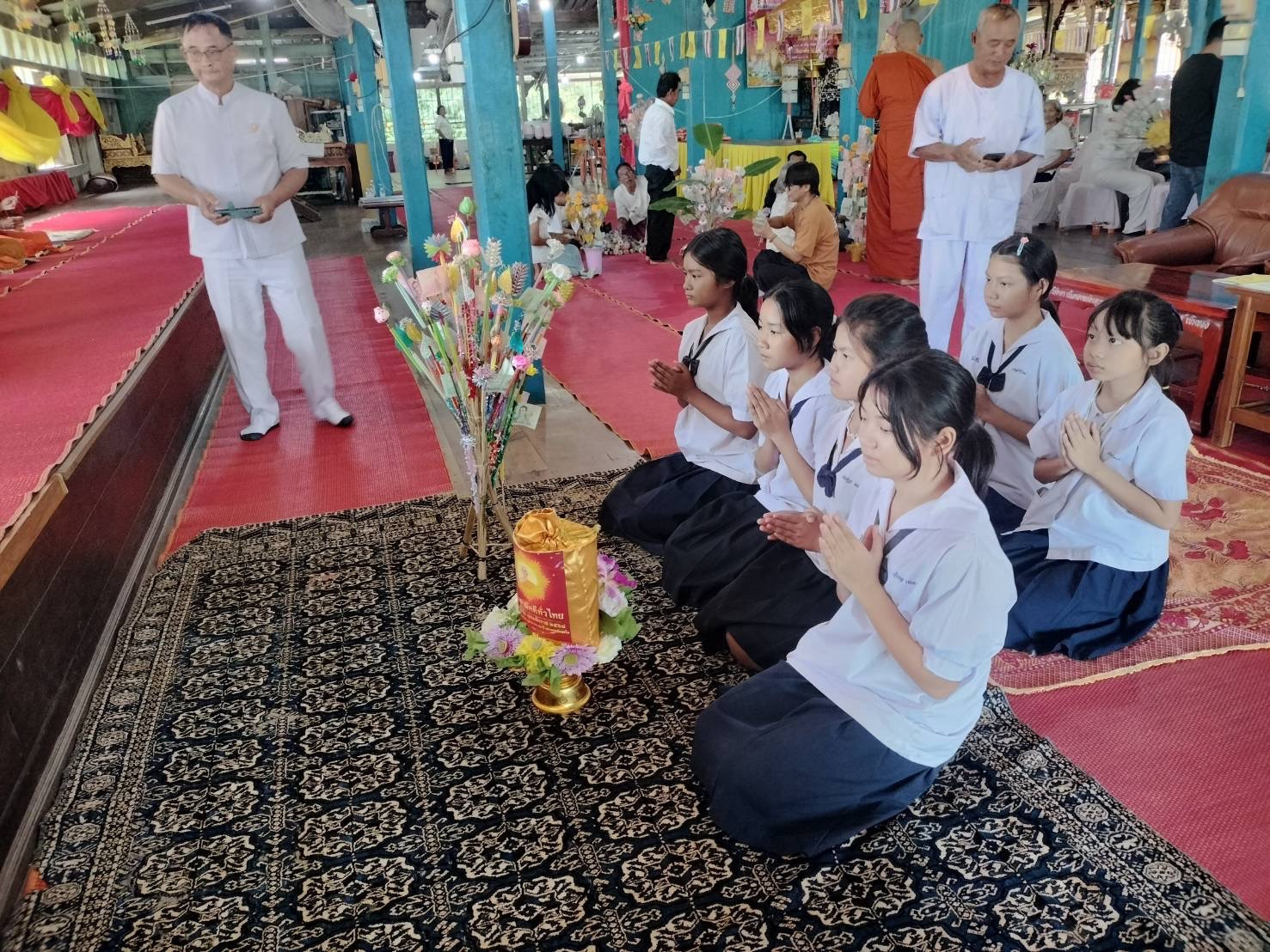 ภาพกล่าวคำถวายกฐินวัดเนินยาว