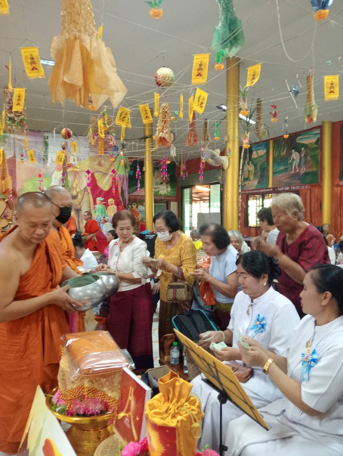 ภาพร่วมพิธีกรรมที่พักสงฆ์มิตรภาพ