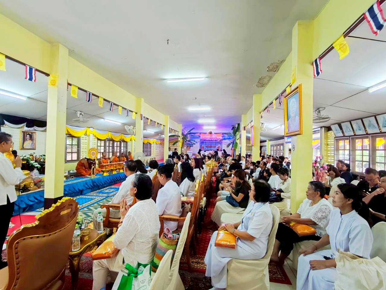 ภาพร่วมพิธีกรรมวัดทรัพย์นาบุญญาราม