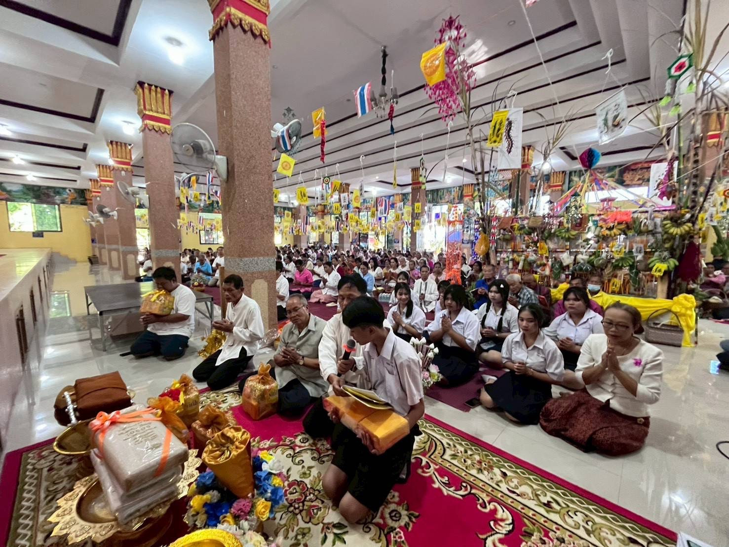 ภาพร่วมพิธีกรรมวัดนาดอกไม้