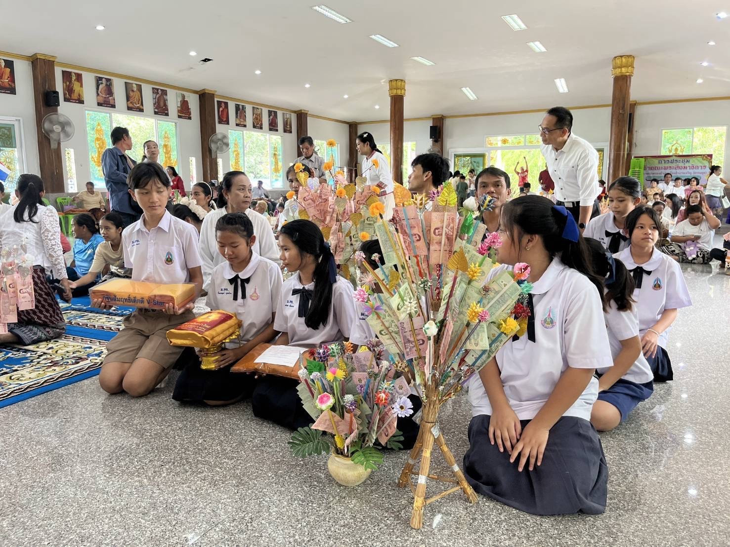 ภาพร่วมพิธีกรรมวัดแสนสวัสดิ์ทัศนาราม