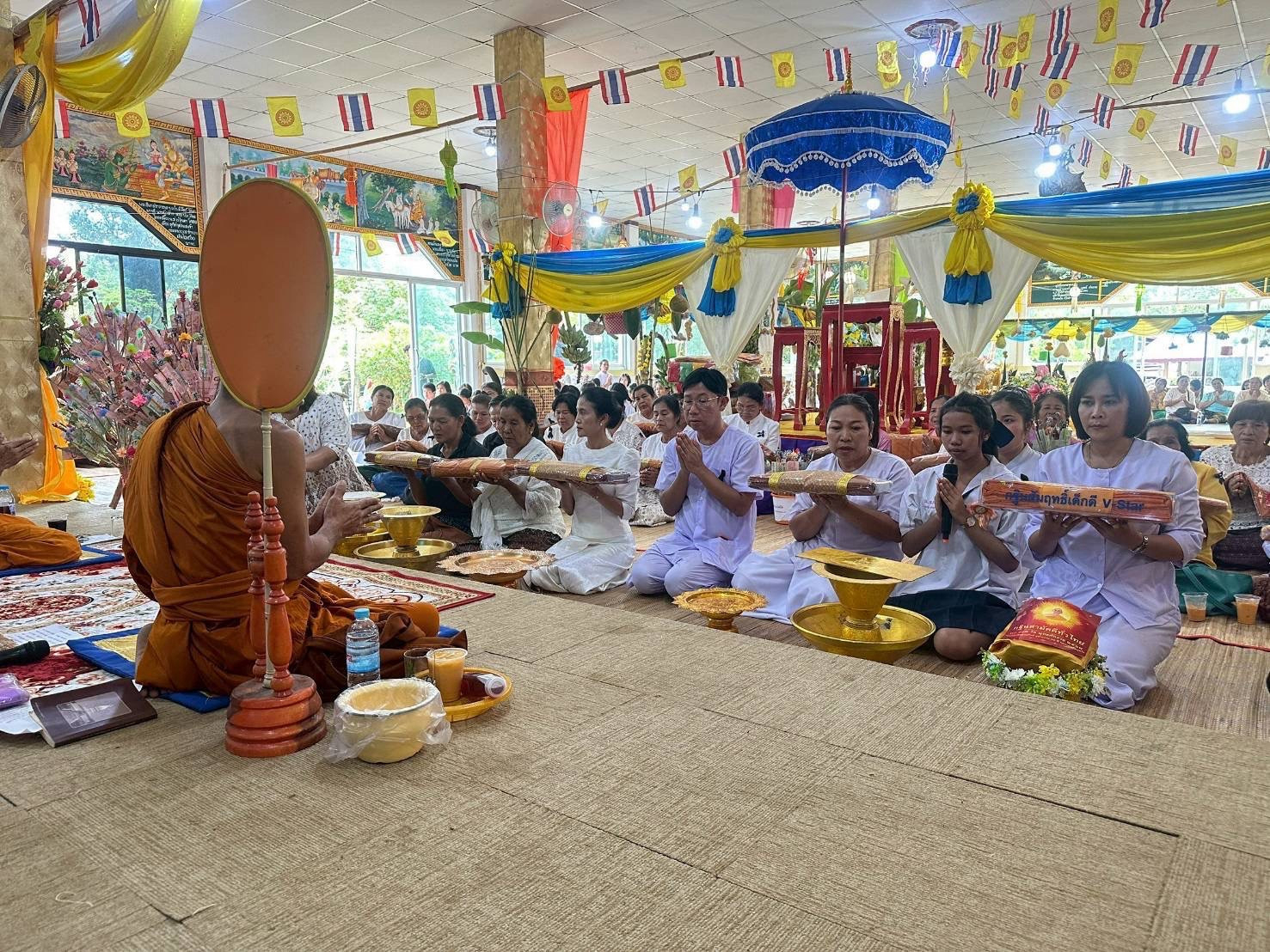 ภาพร่วมพิธีกรรมวัดบุญธิศาราม