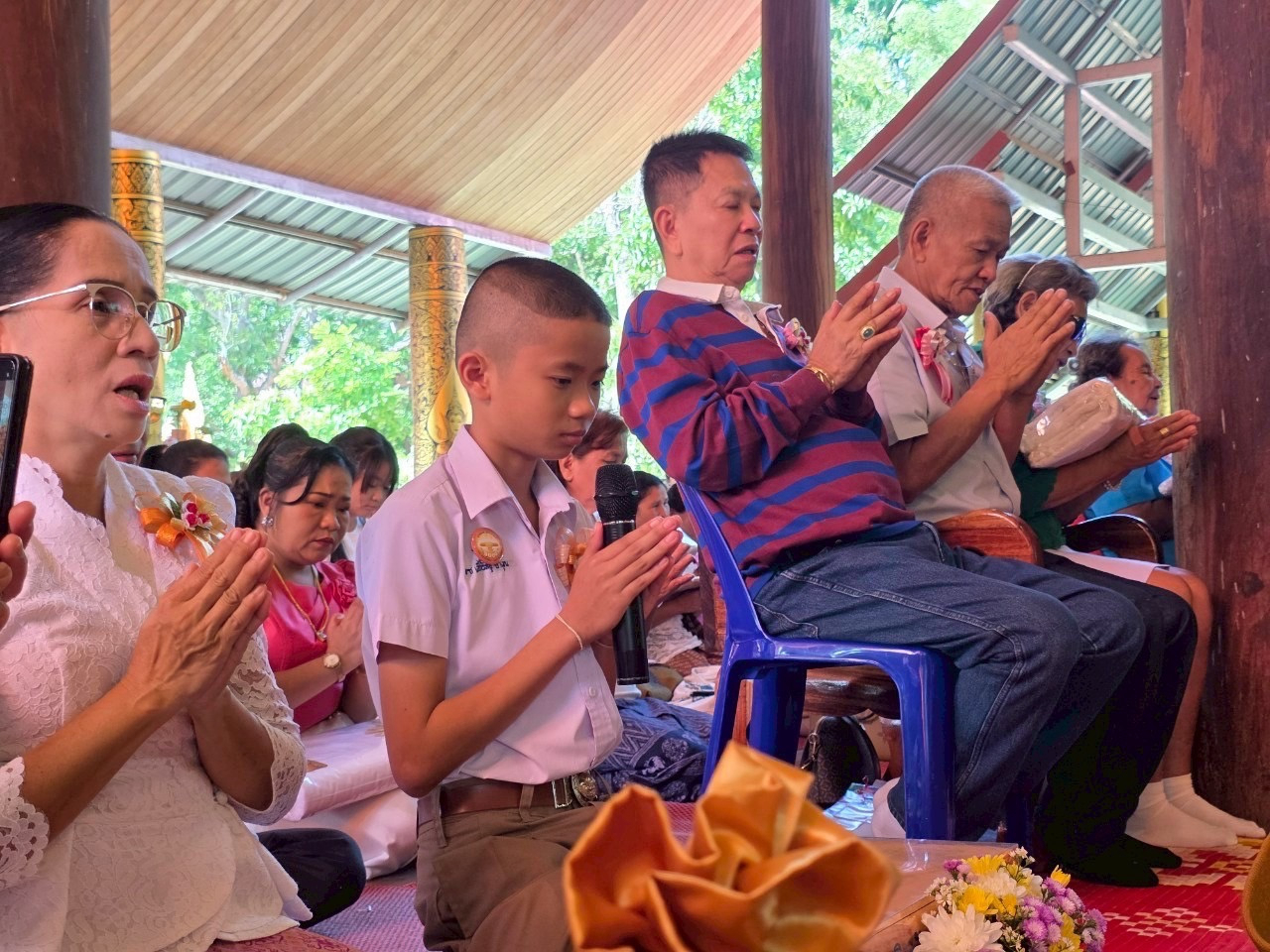 ภาพกล่าวคำถวายกฐินสำนักสงฆ์วัดป่าโคกกลาง สาขาหนองป่าพงที่ 21