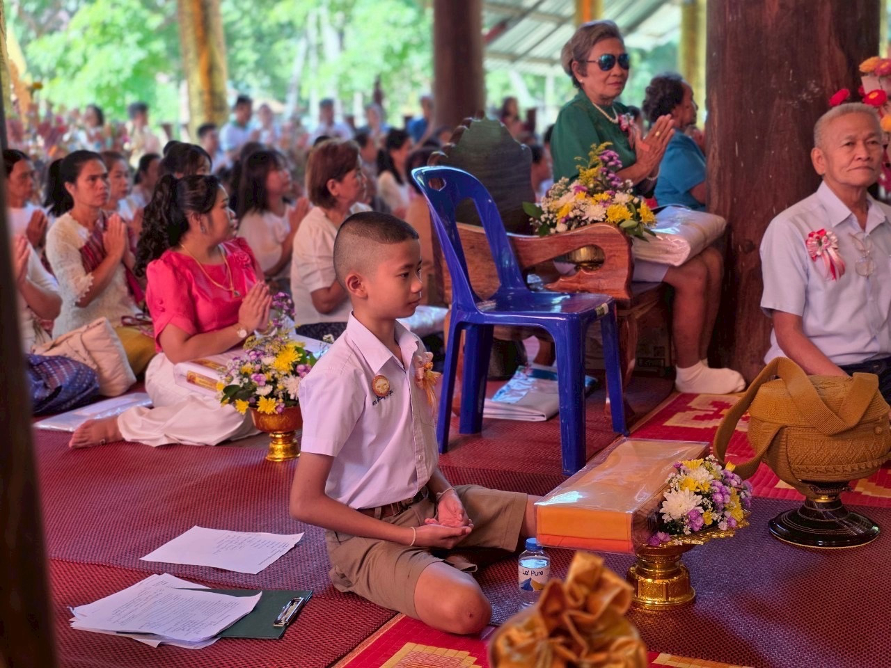 ภาพร่วมพิธีกรรมสำนักสงฆ์วัดป่าโคกกลาง สาขาหนองป่าพงที่ 21