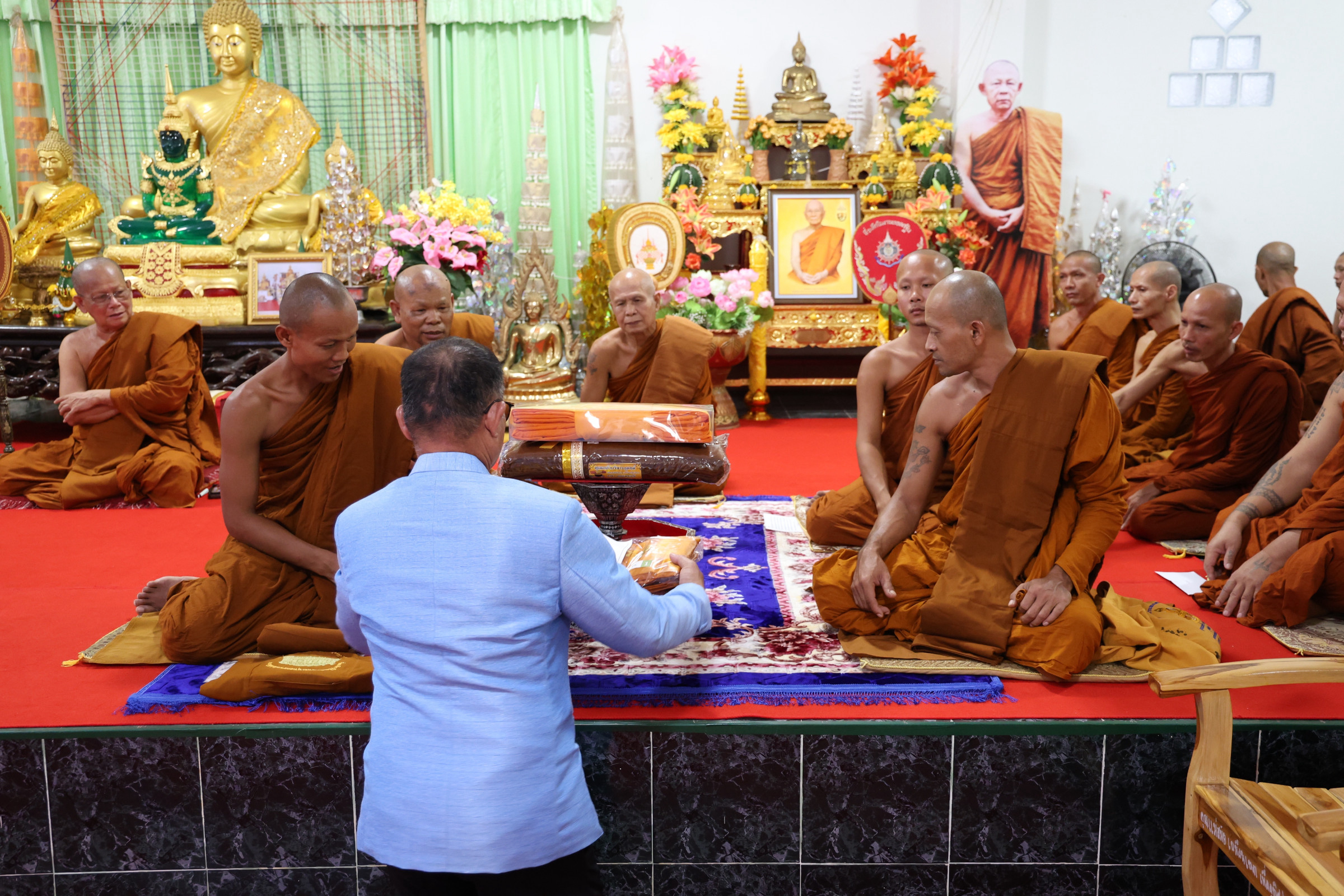 ภาพร่วมพิธีกรรมวัดป่าวิเวกศรีเมืองใหม่