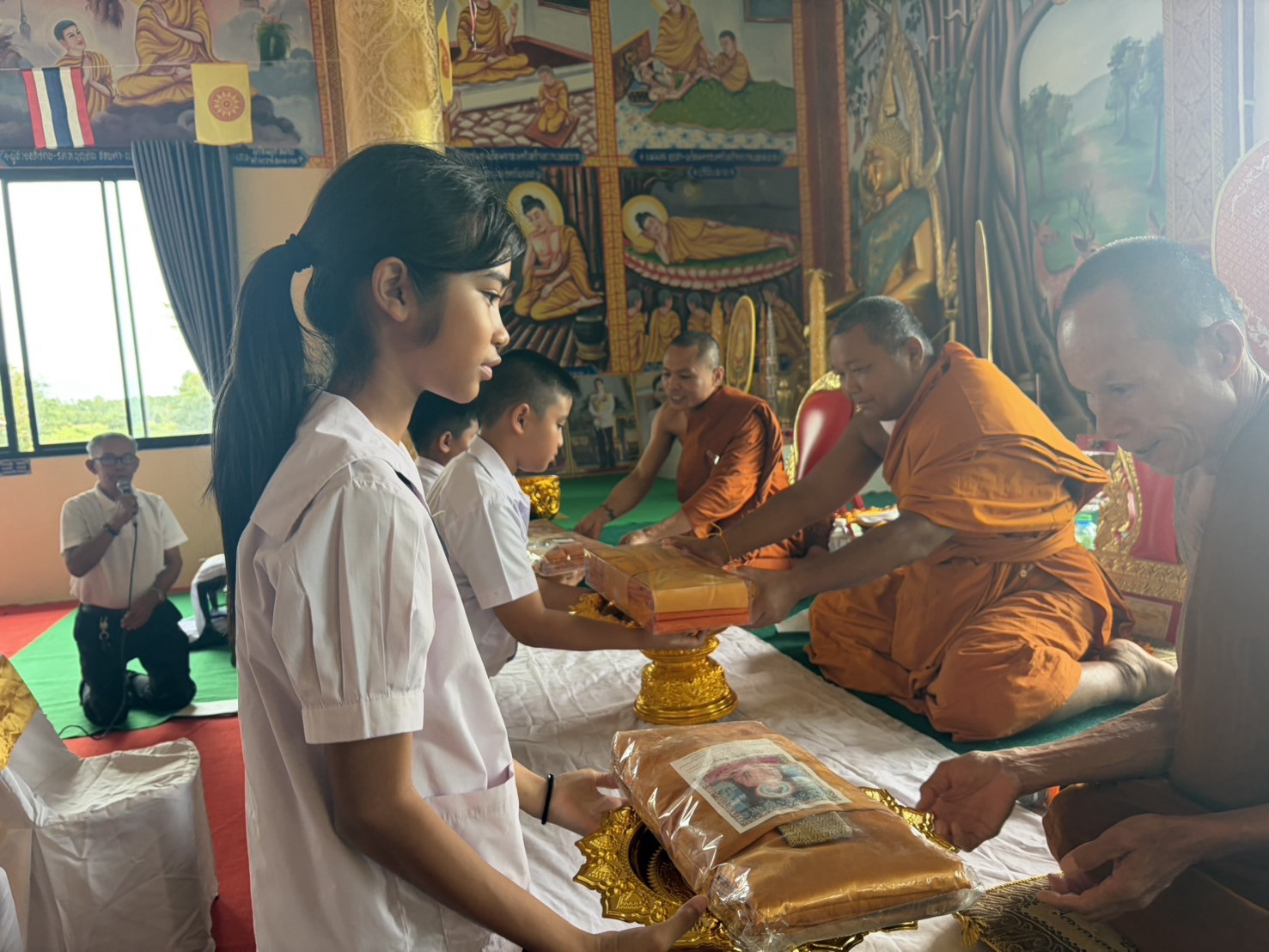 ภาพร่วมพิธีกรรมวัดศรีบัวบาน