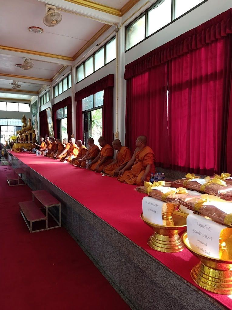 วัดแจ้งลำหิน