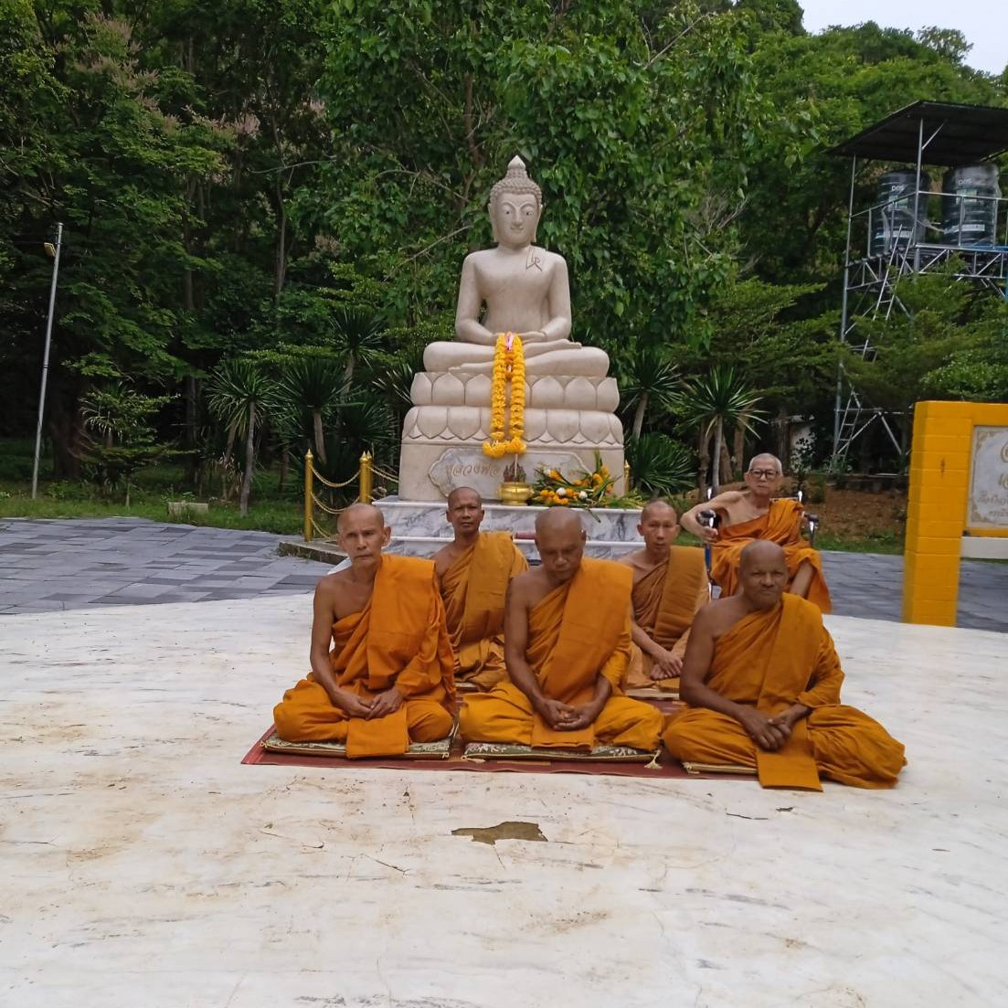 ที่พักสงฆ์เขามนต์