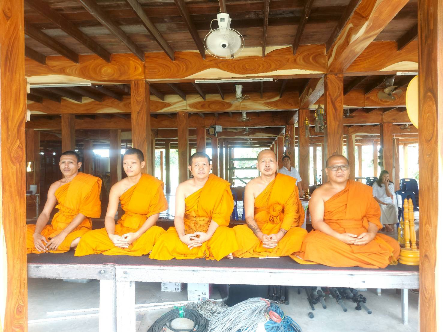 วัดบ้านขาม