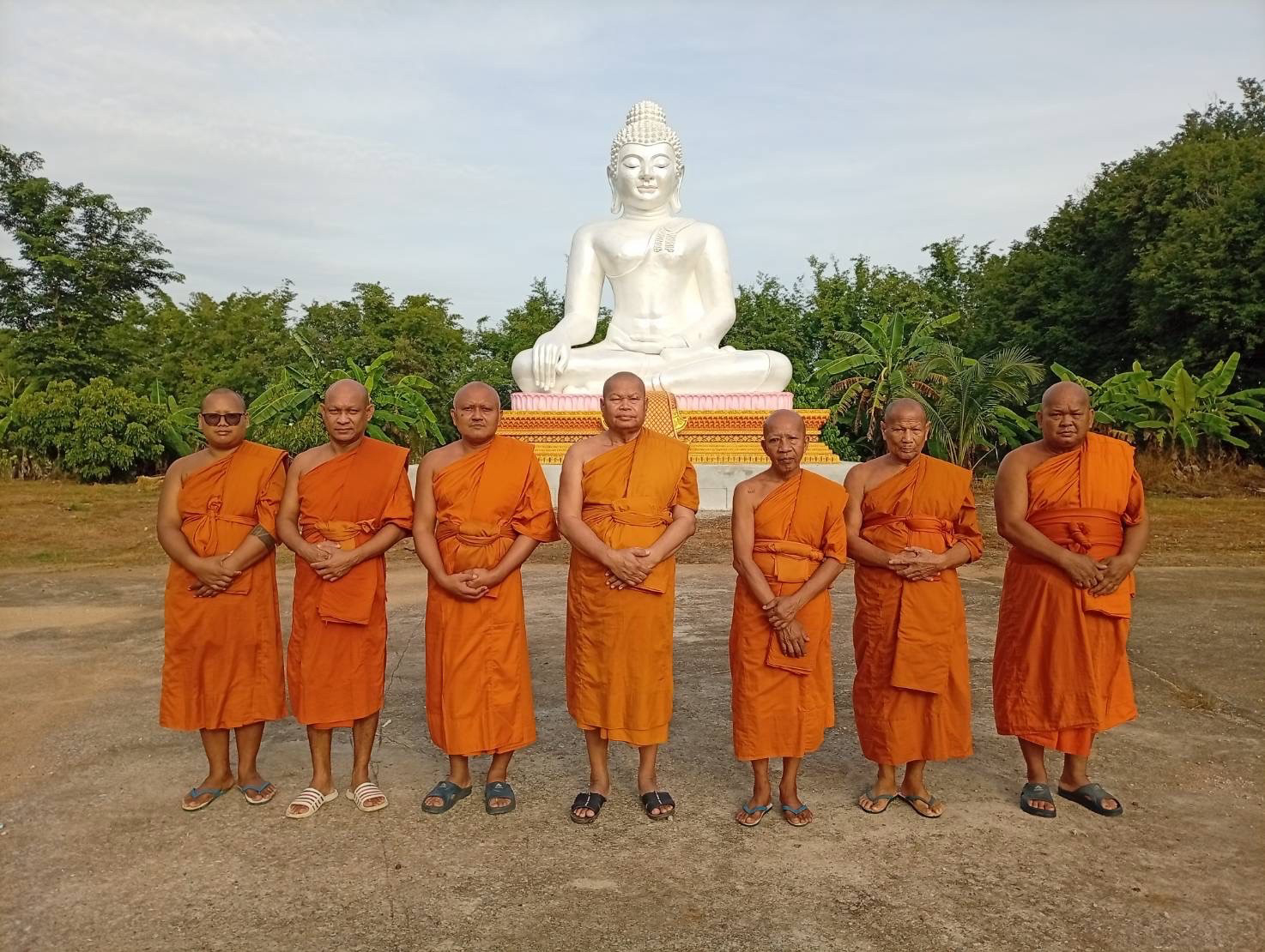 วัดดงมูลเหล็ก