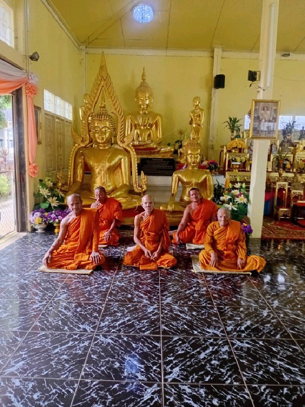 วัดบ้านห้วยน้ำขาว