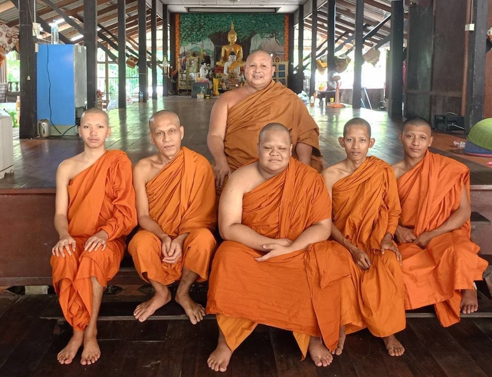 วัดหนองโปร่ง