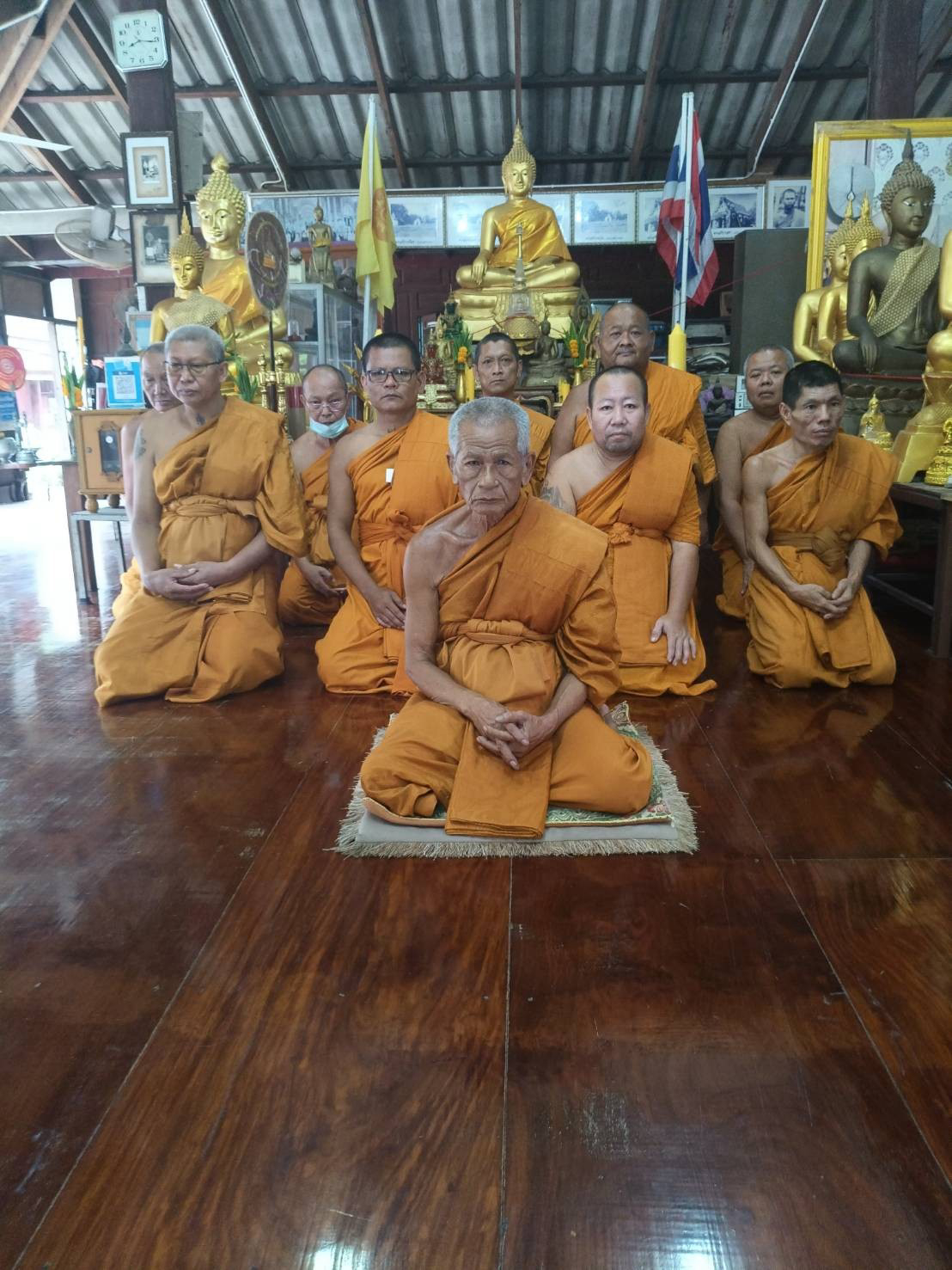 วัดบางขวาก