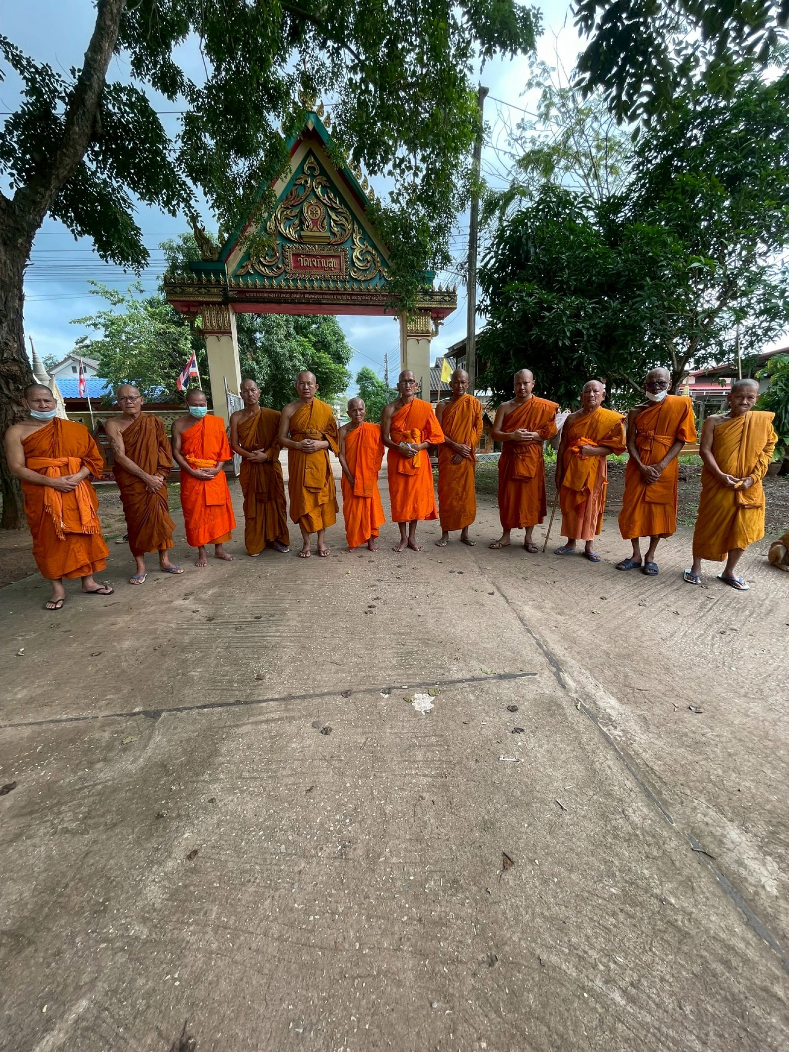 วัดเจริญสุข