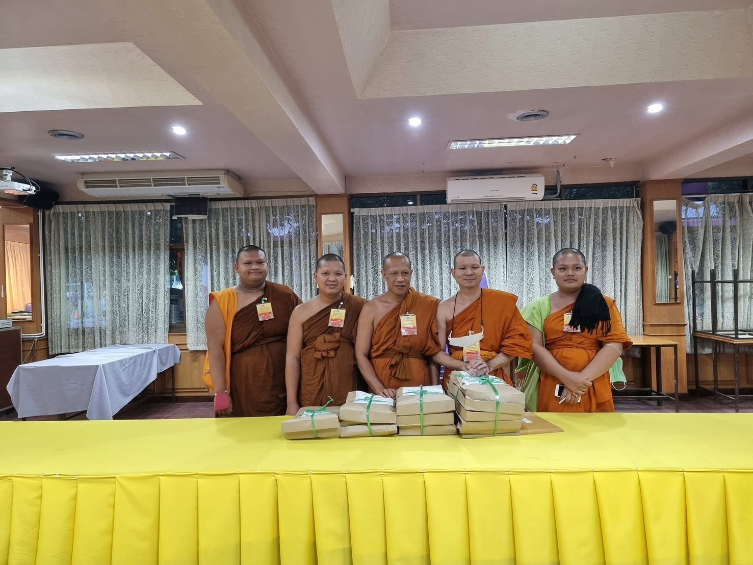 วัดใหญ่สูงเนิน