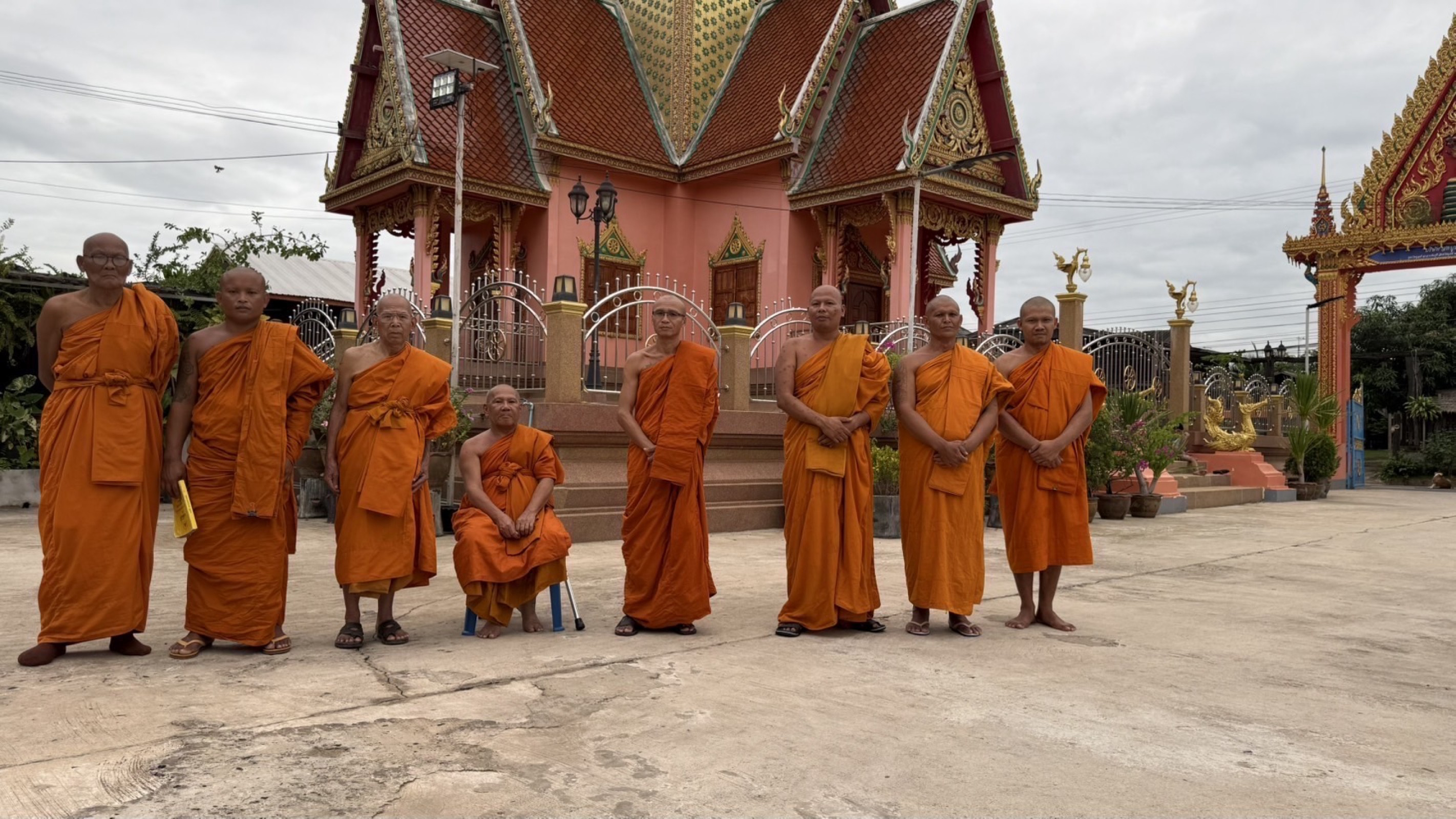 วัดสร้างคำเหมือดแก้ว