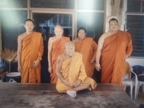 วัดแหลมคาง