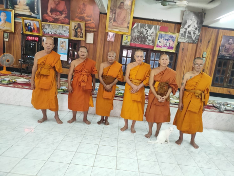 วัดไผ่สีสุก