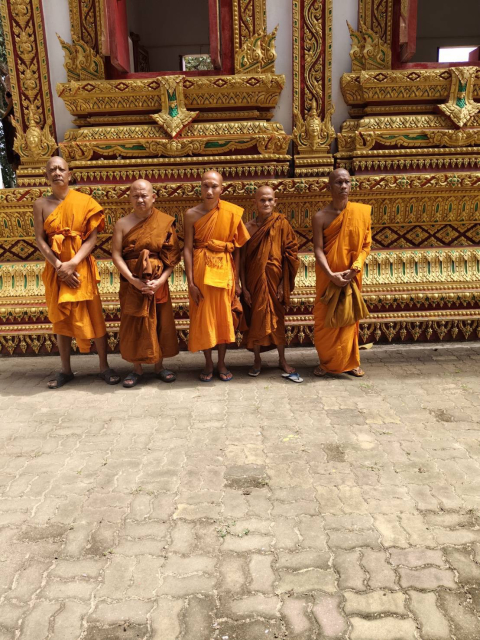 วัดบ้านแสง