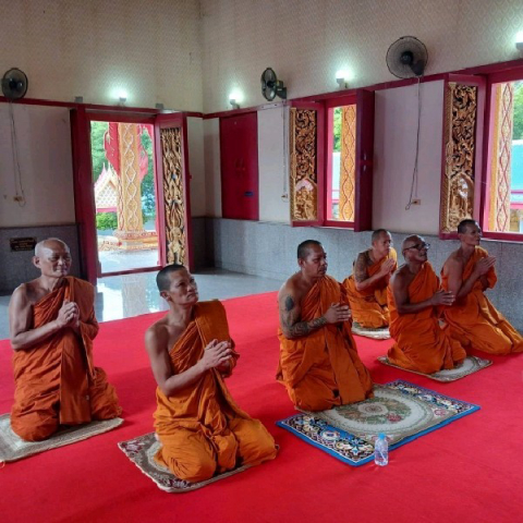 ที่พักสงฆ์เฉลิมพระเกียรติ ร. 9