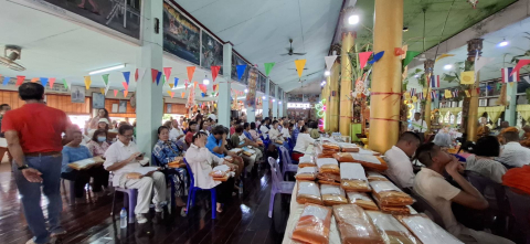 ภาพร่วมพิธีกรรมวัดท่าเดื่อ