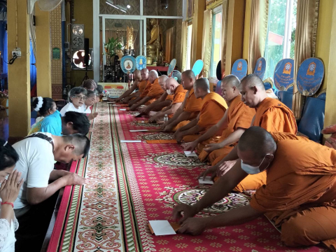 ภาพร่วมพิธีกรรมวัดนาร่อง