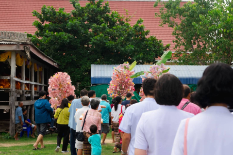 ภาพร่วมพิธีกรรมวัดสระพัง