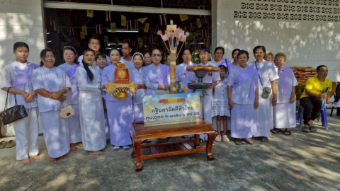 ภาพร่วมขบวนกฐินวัดโป่งเจ็ด