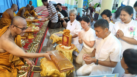ภาพร่วมพิธีกรรมวัดหนองกลางดง