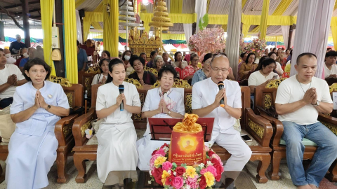 ภาพร่วมพิธีกรรมวัดน่วมกานนท์