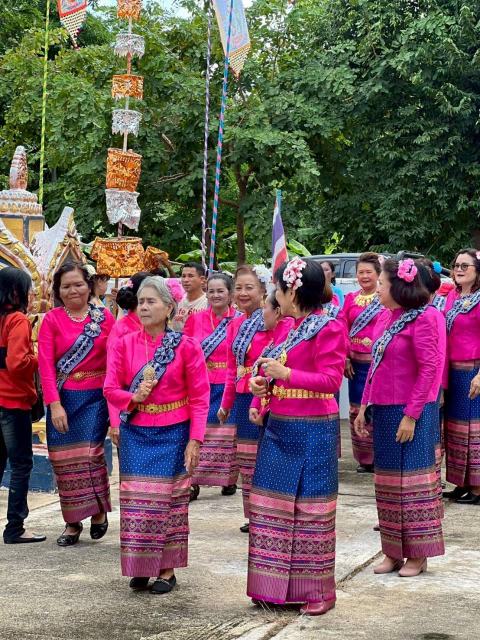 ภาพร่วมพิธีกรรมวัดบ้านสระ