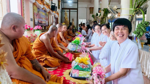 ภาพร่วมพิธีกรรมวัดบ้านกรวด