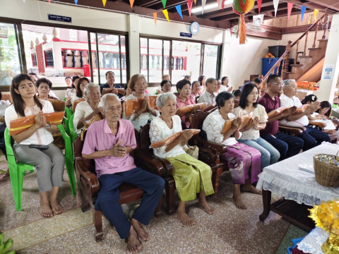 ภาพร่วมพิธีกรรมวัดคลองลาว