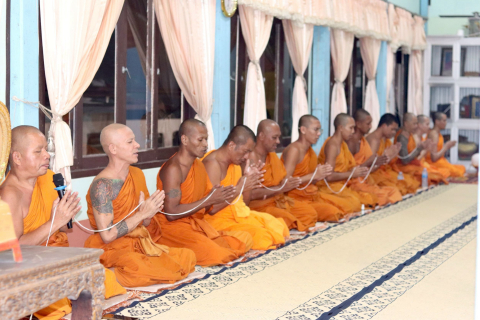ภาพร่วมพิธีกรรมวัดราษฎร์บำรุง