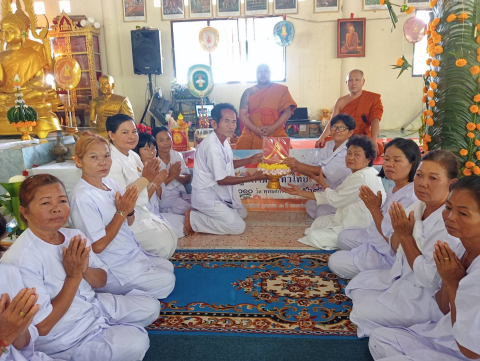 ภาพร่วมพิธีกรรมวัดร่มโพธิ์เงิน
