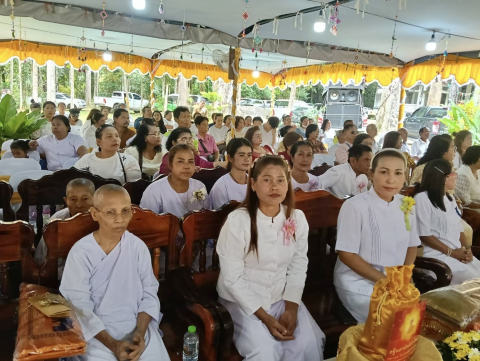 ภาพร่วมพิธีกรรมที่พักสงฆ์ป่าชุมชนบ้านสระแก้ว
