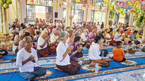 ภาพร่วมพิธีกรรมวัดเจดีย์แดง