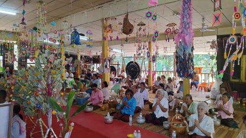 ภาพร่วมพิธีกรรมวัดจอมตาล