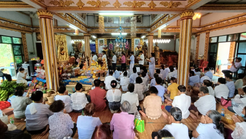 ภาพร่วมพิธีกรรมวัดทุ่งสว่าง