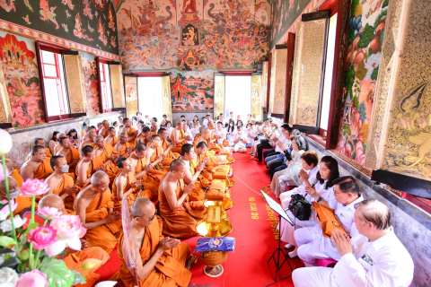 ภาพร่วมพิธีกรรมวัดอุสภาราม